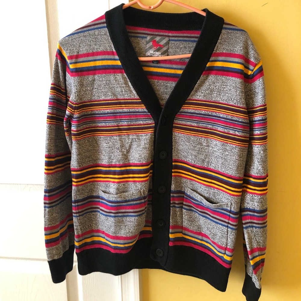 Unisex small size sweater/cardigan, button front.